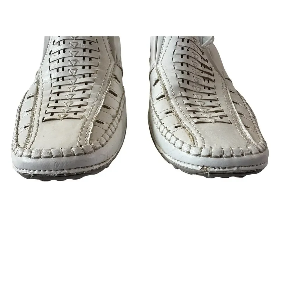 GBX Mens 11.5 Casual Slip On Loafers Shoes White Leather Woven